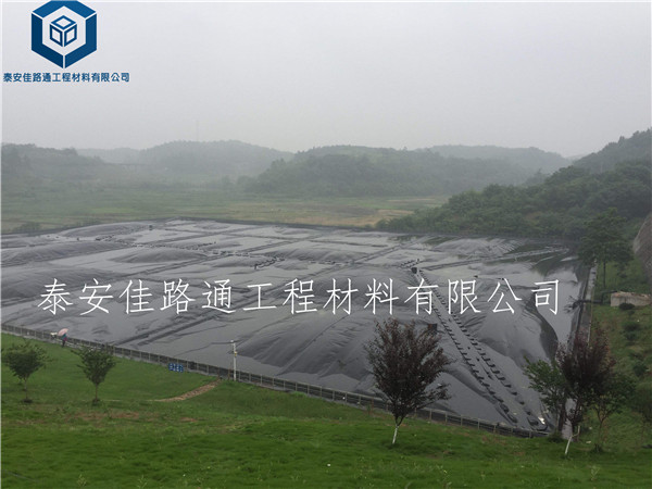 �{(di��o)��(ji��)�ط��BĤ��(y��ng)���ں������������(ch��ng)����